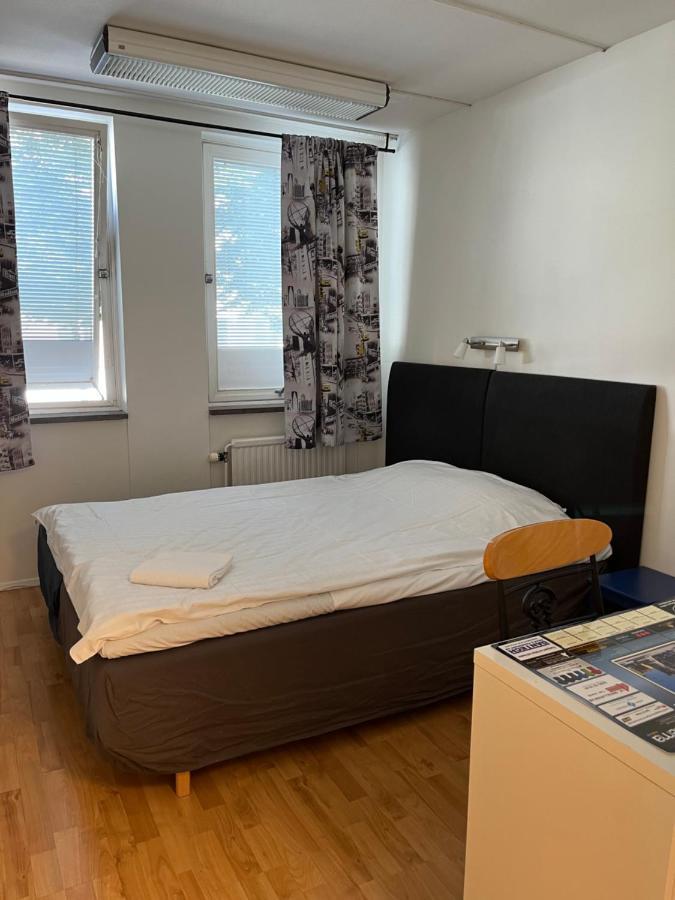 Drottninggatans Vandrarhem Karlskrona Exterior photo